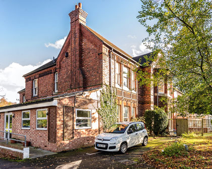 The Old Vicarage, Ollerton